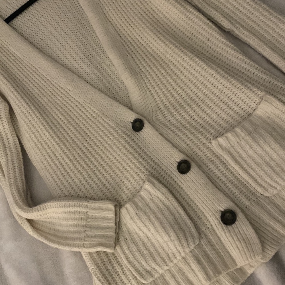 A&F Fuzzy Cardigan 🐏 - Picture 4 of 5